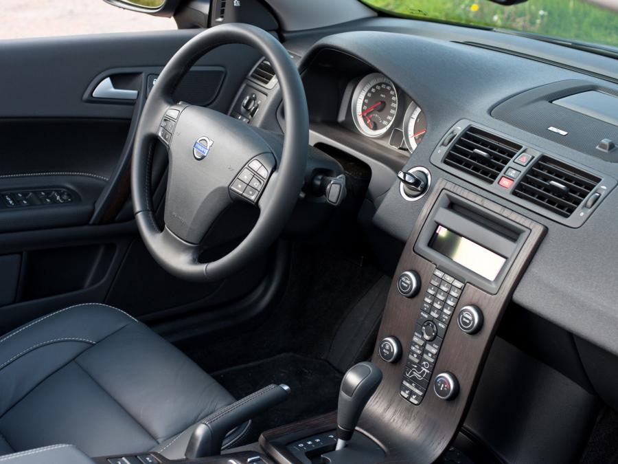  Volvo C70 D3 2010 года  (фото 10 из 10)
